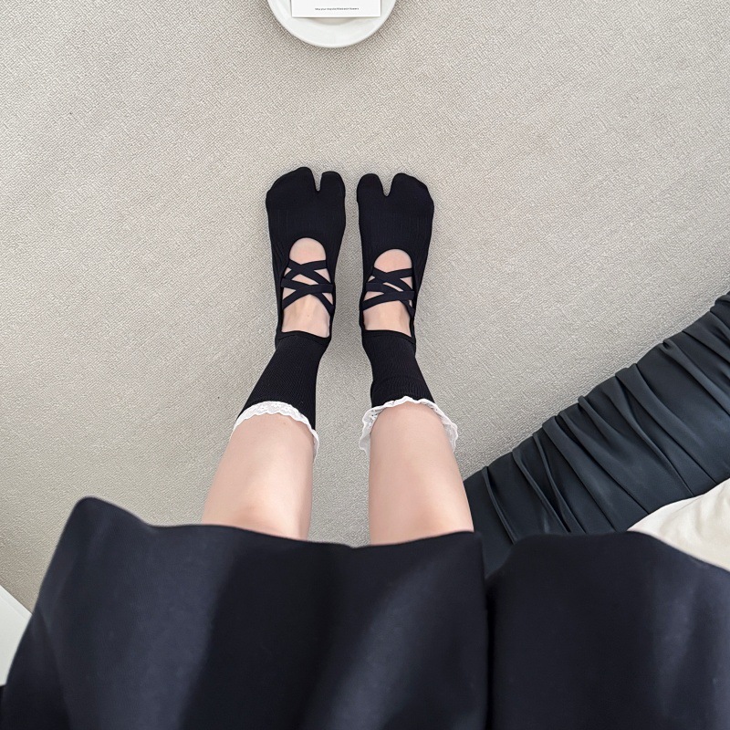 Lace Trim Split Toe Yoga Socks - Medias Para Pilates Y Yoga ulasan dan harga